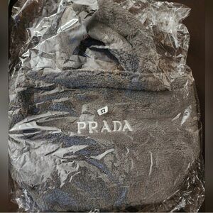 Carcoal Teddy GWP Tote